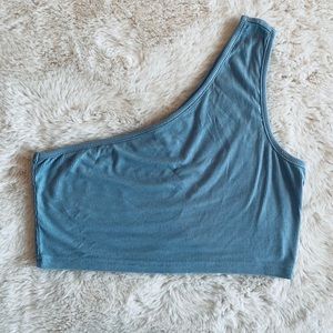 one shoulder crop top
